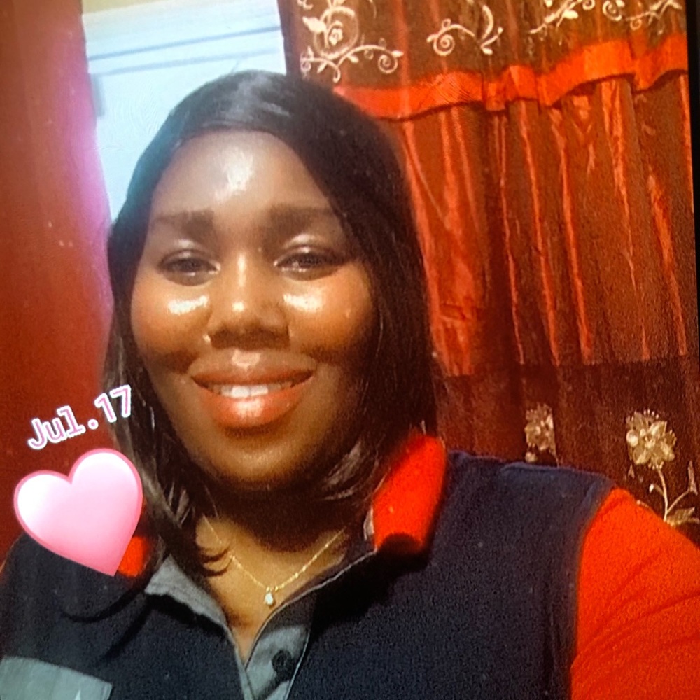 Meet your Posher, Oluwasola